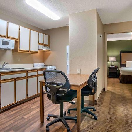 Extended Stay America Suites - Oklahoma City - Northwest Екстер'єр фото