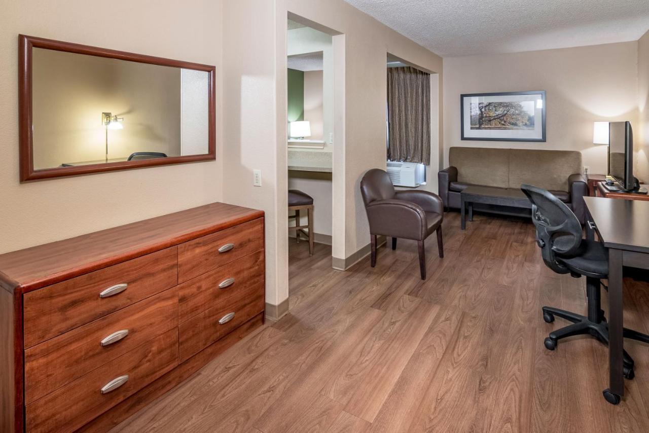 Extended Stay America Suites - Oklahoma City - Northwest Екстер'єр фото