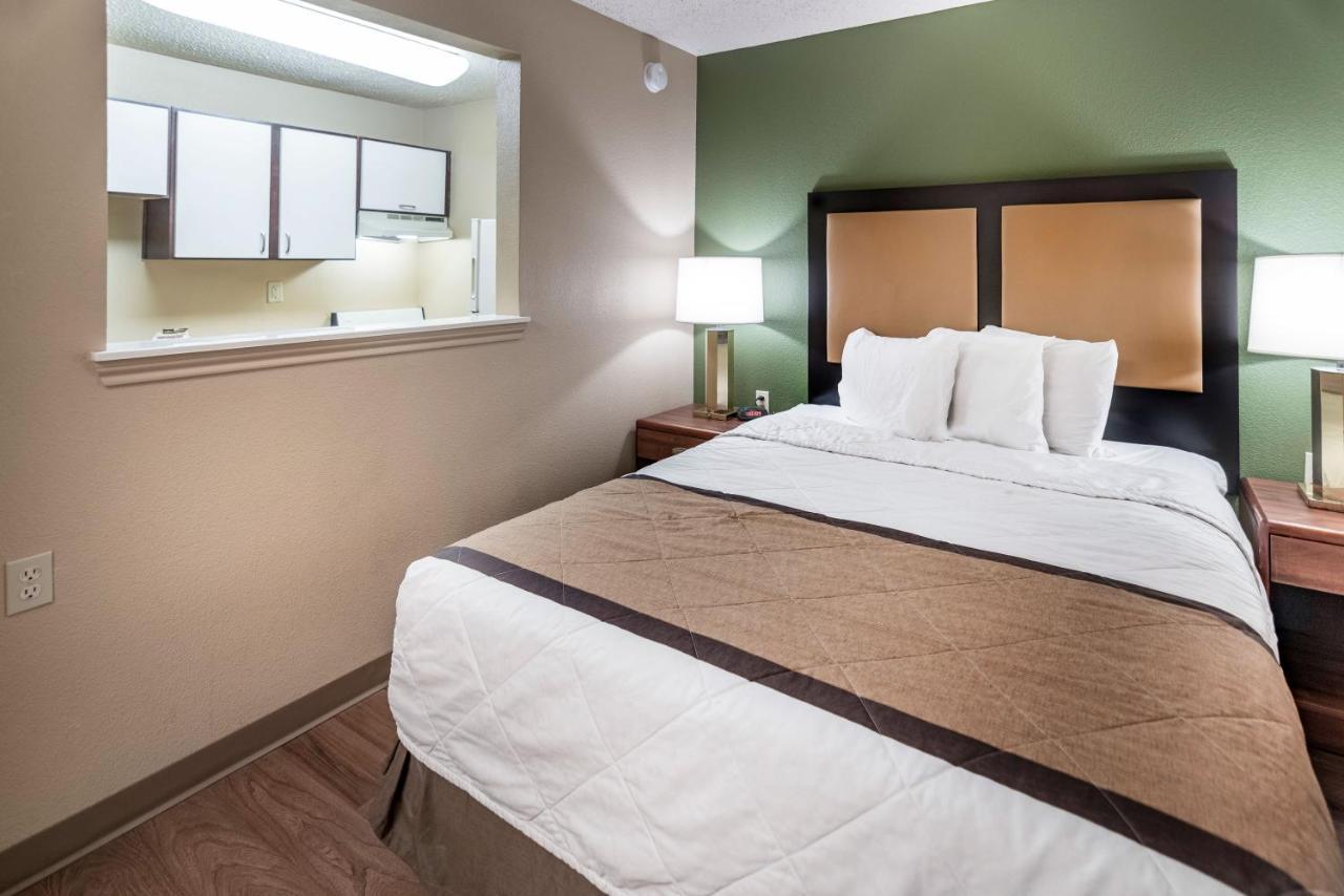 Extended Stay America Suites - Oklahoma City - Northwest Екстер'єр фото