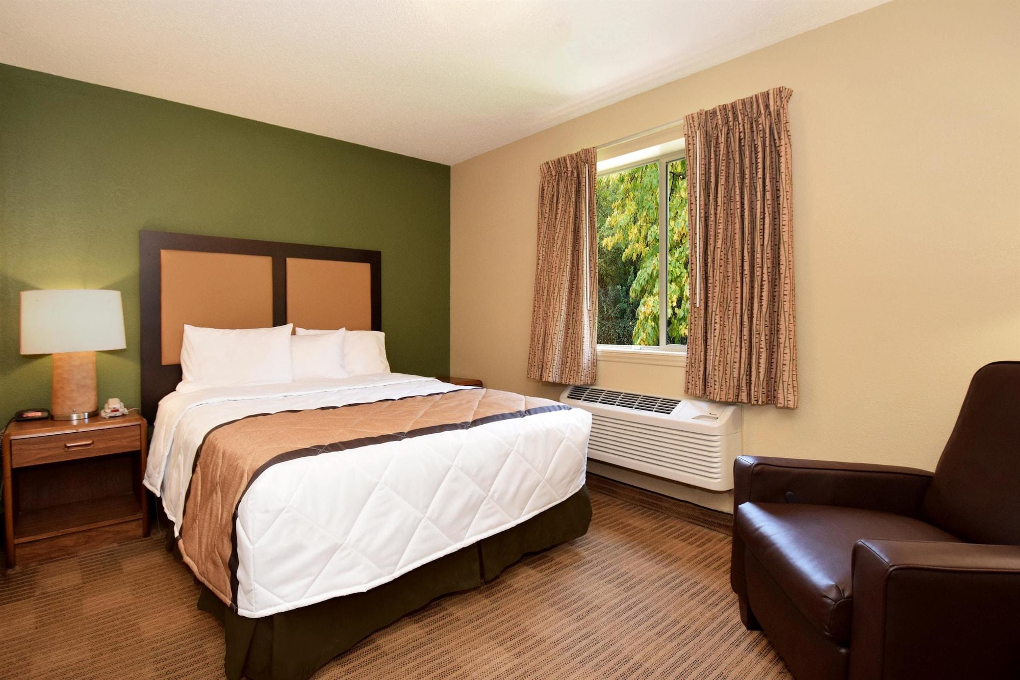 Extended Stay America Suites - Oklahoma City - Northwest Екстер'єр фото