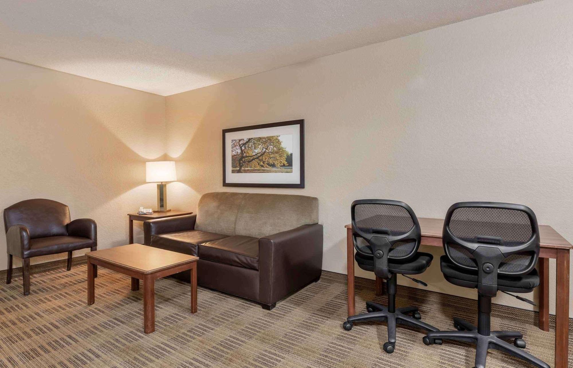Extended Stay America Suites - Oklahoma City - Northwest Екстер'єр фото